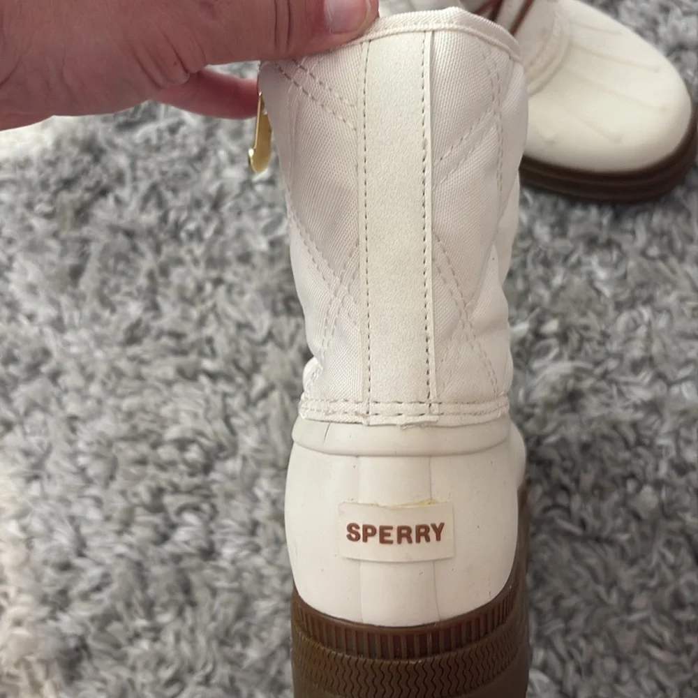 Sperry White and Brown Winter Boots with Insulation - Picture 2 of 4